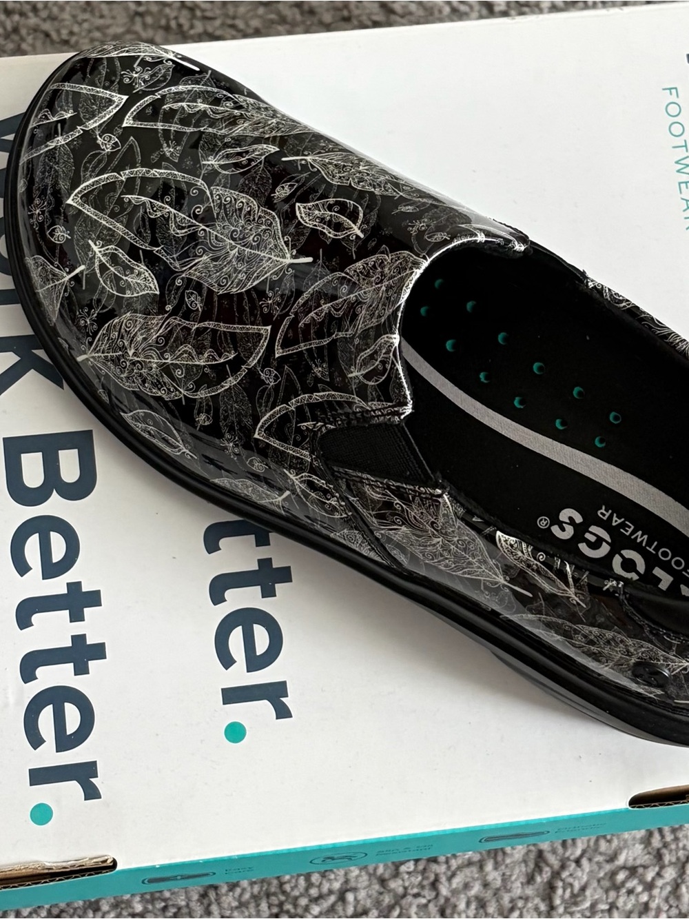 Klogs Black Patent Leaf-Print Clog